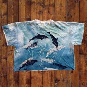 Vintage Dolphin Cropped Tee